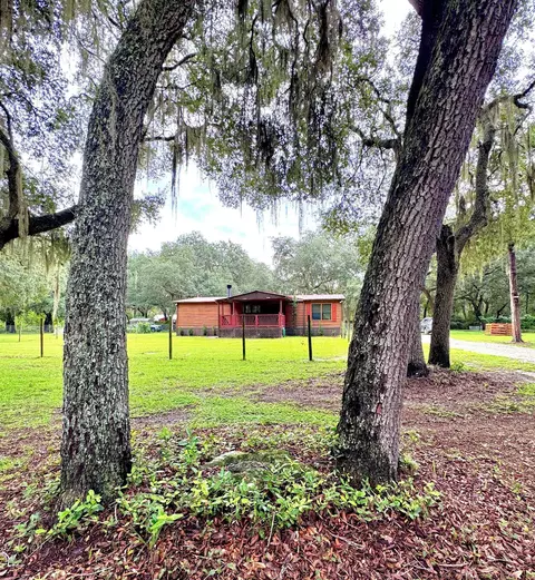 202 N Pine Ave, Florahome, FL 32140 photo 2