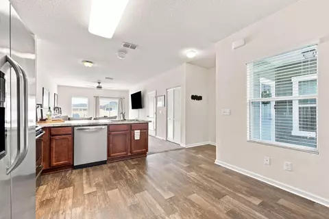 Entry Way - 33 Buckley Ct, Saint Augustine, FL 32086 photo 2 of 3