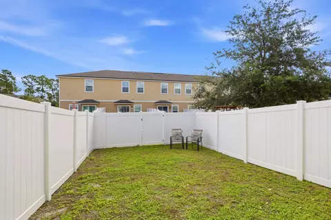 Exterior - 33 Buckley Ct, Saint Augustine, FL 32086 photo 4 of 5