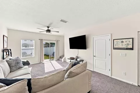 Living - 33 Buckley Ct, Saint Augustine, FL 32086 photo 1 of 4