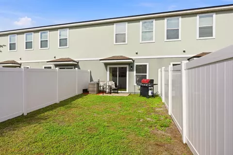 Exterior - 33 Buckley Ct, Saint Augustine, FL 32086 photo 2 of 5