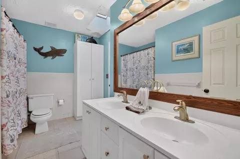 Bath - 26 Lee Dr, Saint Augustine, FL 32080 photo 3 of 5