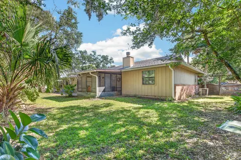 Exterior - 26 Lee Dr, Saint Augustine, FL 32080 photo 10 of 14