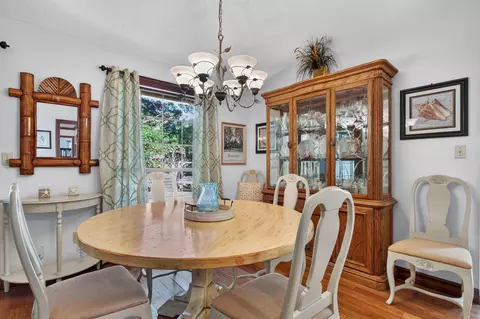 Dining - 26 Lee Dr, Saint Augustine, FL 32080 photo 2 of 3