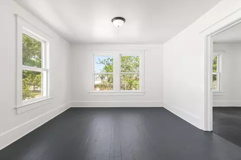 Living - 27 Grant St, Saint Augustine, FL 32084 photo 4 of 4