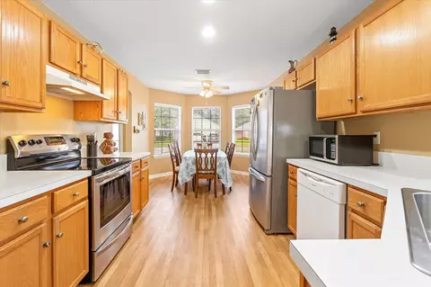 Kitchen - 1784 Keswick Rd, Saint Augustine, FL 32084 photo 1 of 4