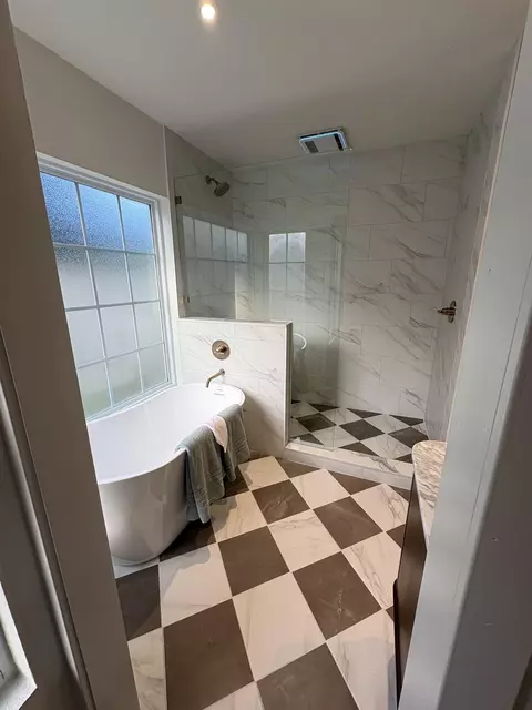 Bath - 150 Ocean Hollow Ln, Saint Augustine, FL 32084 photo 5 of 7