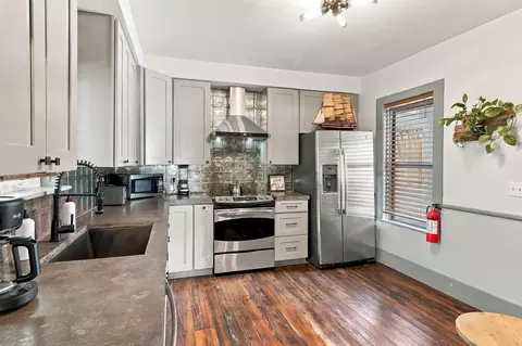 Kitchen - 5 Riberia St, Saint Augustine, FL 32084 photo 1 of 8