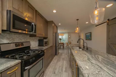 Kitchen - 107 15th St, Saint Augustine, FL 32080 photo 4 of 10