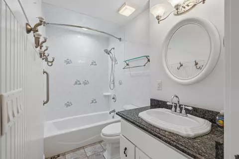 Bath - 5042 Atlantic Vw, Saint Augustine, FL 32080 photo 6 of 7
