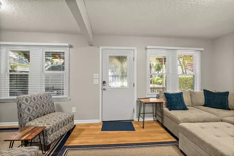 Entry Way - 12 Sylvan Dr, Saint Augustine, FL 32084 photo 1 of 5