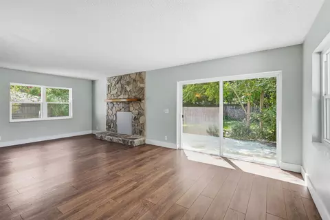 Living - 1141 Alcala, Saint Augustine, FL 32086 photo 7 of 7
