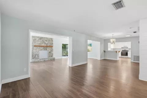 Living - 1141 Alcala, Saint Augustine, FL 32086 photo 4 of 7