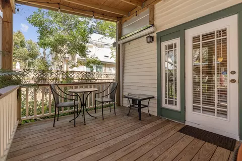 Exterior - 24 Sevilla St, Saint Augustine, FL 32084 photo 9 of 13