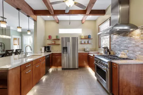 Kitchen - 24 Sevilla St, Saint Augustine, FL 32084 photo 2 of 11