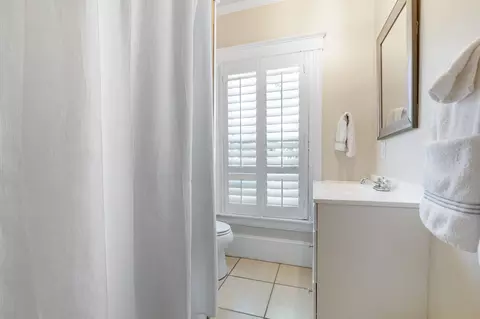 Bath - 24 Sevilla St, Saint Augustine, FL 32084 photo 6 of 7
