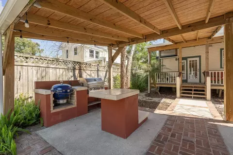 Exterior - 24 Sevilla St, Saint Augustine, FL 32084 photo 11 of 13