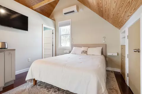 Bedroom - 24 Sevilla St, Saint Augustine, FL 32084 photo 8 of 10