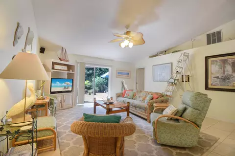 Living - 1711 Old Beach Rd, Saint Augustine, FL 32080 photo 1 of 4