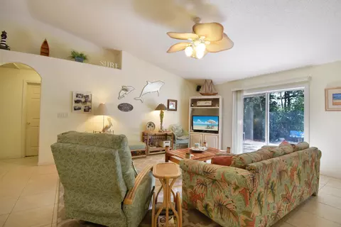 Living - 1711 Old Beach Rd, Saint Augustine, FL 32080 photo 2 of 4