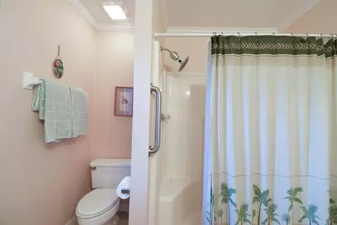 Bath - 1711 Old Beach Rd, Saint Augustine, FL 32080 photo 2 of 3