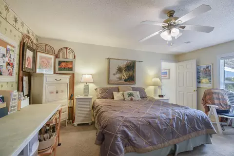 Bedroom - 1711 Old Beach Rd, Saint Augustine, FL 32080 photo 2 of 6