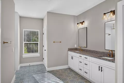 Bath - 175 Alava Ct, Saint Augustine, FL 32086 photo 1 of 4