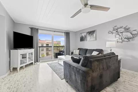 Living - 4250 A1a S #P33, Saint Augustine, FL 32080 photo 3 of 4