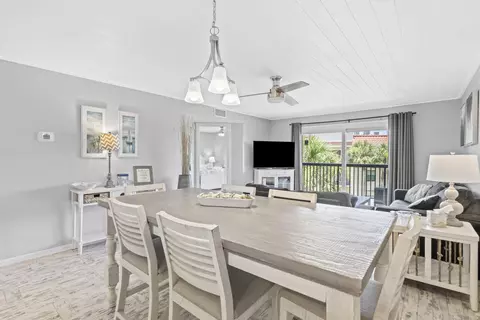 Dining - 4250 A1a S #P33, Saint Augustine, FL 32080 photo 4 of 4