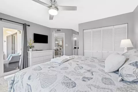 Bedroom - 4250 A1a S #P33, Saint Augustine, FL 32080 photo 2 of 7
