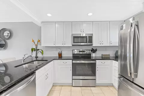 Kitchen - 4250 A1a S #P33, Saint Augustine, FL 32080 photo 1 of 2