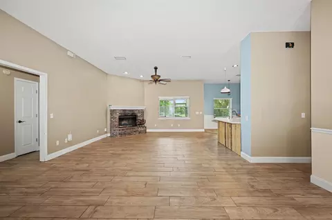 Living - 8639 Ranchwood Ln, Saint Augustine, FL 32092 photo 2 of 4