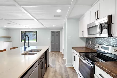 Kitchen - 375 Floridian, Saint Augustine Beach, FL 32080 photo 3 of 3