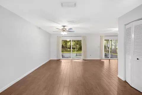 Living - 477 Sardina St, Saint Augustine, FL 32086 photo 2 of 5