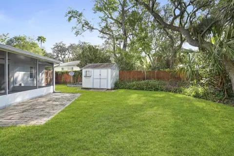 Exterior - 477 Sardina St, Saint Augustine, FL 32086 photo 7 of 11