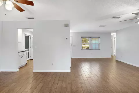 Living - 477 Sardina St, Saint Augustine, FL 32086 photo 4 of 5