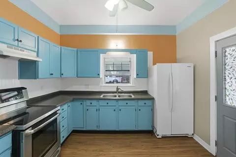 Kitchen - 208 San Marco Ave, Saint Augustine, FL 32084 photo 3 of 3