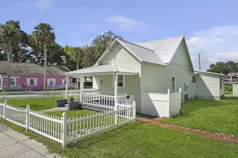 Exterior - 208 San Marco Ave, Saint Augustine, FL 32084 photo 3 of 5