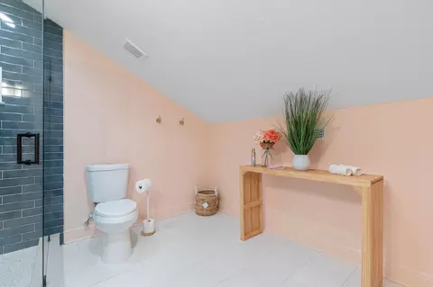 Bath - 28 Mc Millan St, Saint Augustine, FL 32084 photo 3 of 14