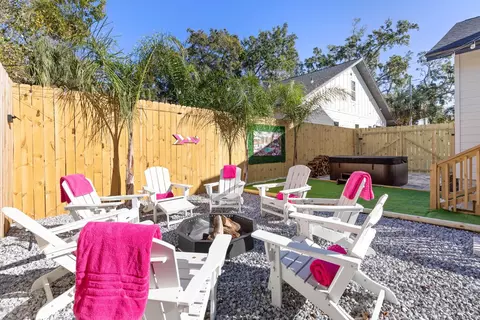 Exterior - 28 Mc Millan St, Saint Augustine, FL 32084 photo 6 of 14