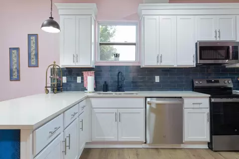 Kitchen - 28 Mc Millan St, Saint Augustine, FL 32084 photo 4 of 5