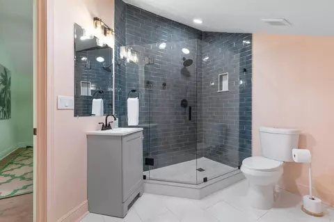 Bath - 28 Mc Millan St, Saint Augustine, FL 32084 photo 4 of 14