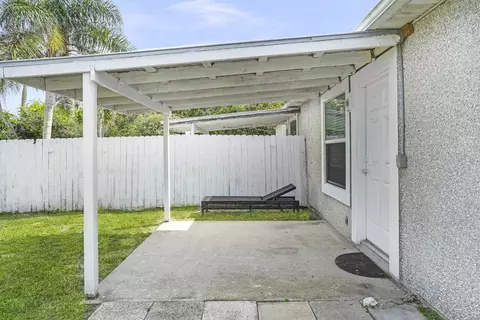 Exterior - 6680 Madison St, Saint Augustine, FL 32080 photo 2 of 9