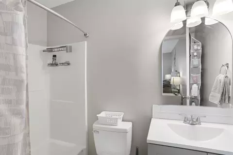 Bath - 6680 Madison St, Saint Augustine, FL 32080 photo 3 of 4