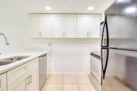 Kitchen - 826 A1a Beach Blvd #29, Saint Augustine, FL 32080 photo 2 of 5