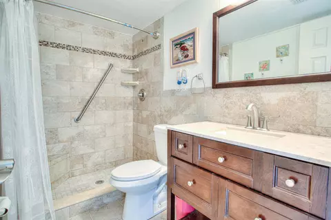 Bath - 826 A1a Beach Blvd #29, Saint Augustine, FL 32080 photo 3 of 5