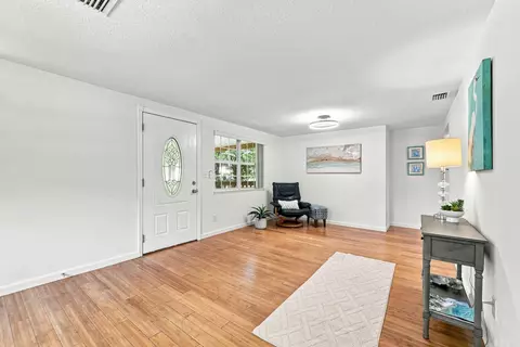 Entry Way - 145 Smith St, Saint Augustine, FL 32084 photo 1 of 1