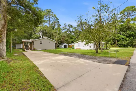 Exterior - 145 Smith St, Saint Augustine, FL 32084 photo 6 of 17