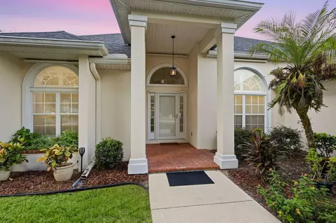 Exterior - 667 E Bianca Cir, Saint Augustine, FL 32086 photo 3 of 8