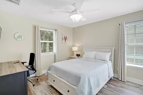 Bedroom - 5501 Sunset Landing Cir, Saint Augustine, FL 32080 photo 4 of 8